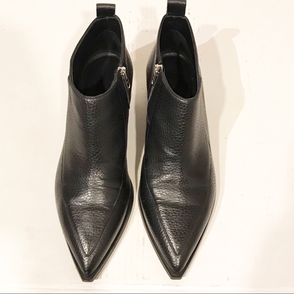 Everlane The Boss Bootie Leather Ankle Boots